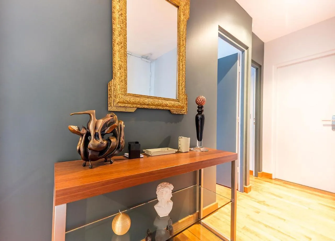 Apartment Typical Parisian 70 Sqm