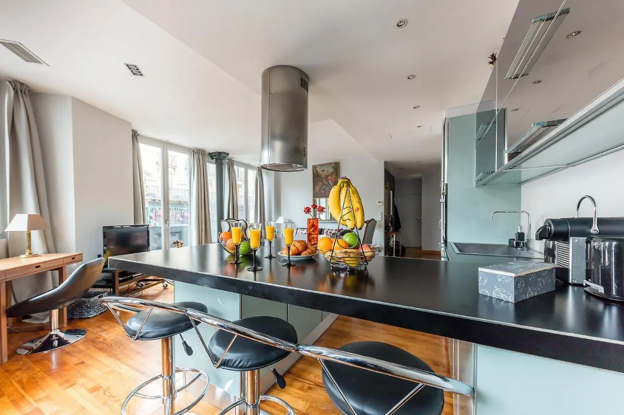 Typical Parisian 70 Sqm Διαμέρισμα